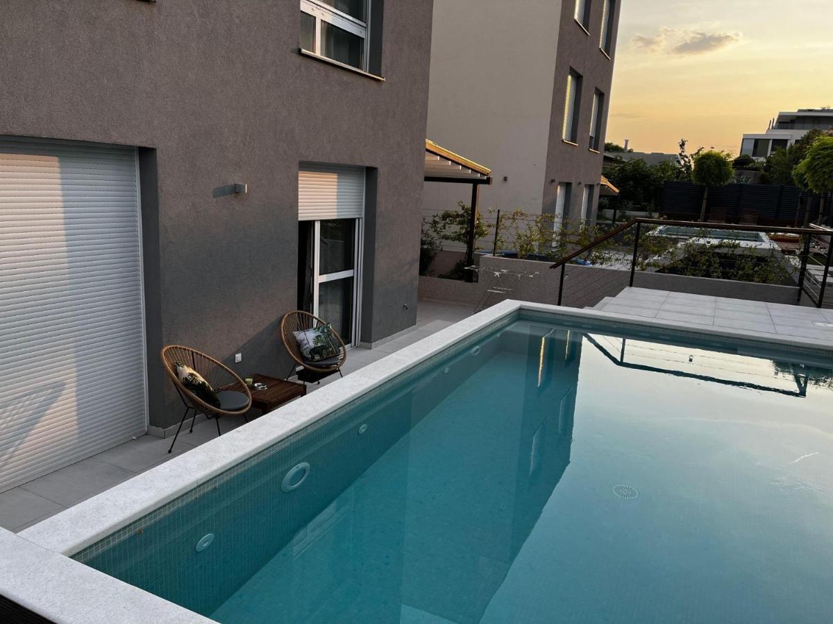Cozy Seaside Apartment With Pool & Terrace Split Exterior foto